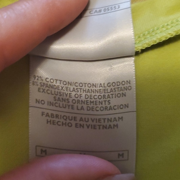 Green Nike top - Picture 6 of 6